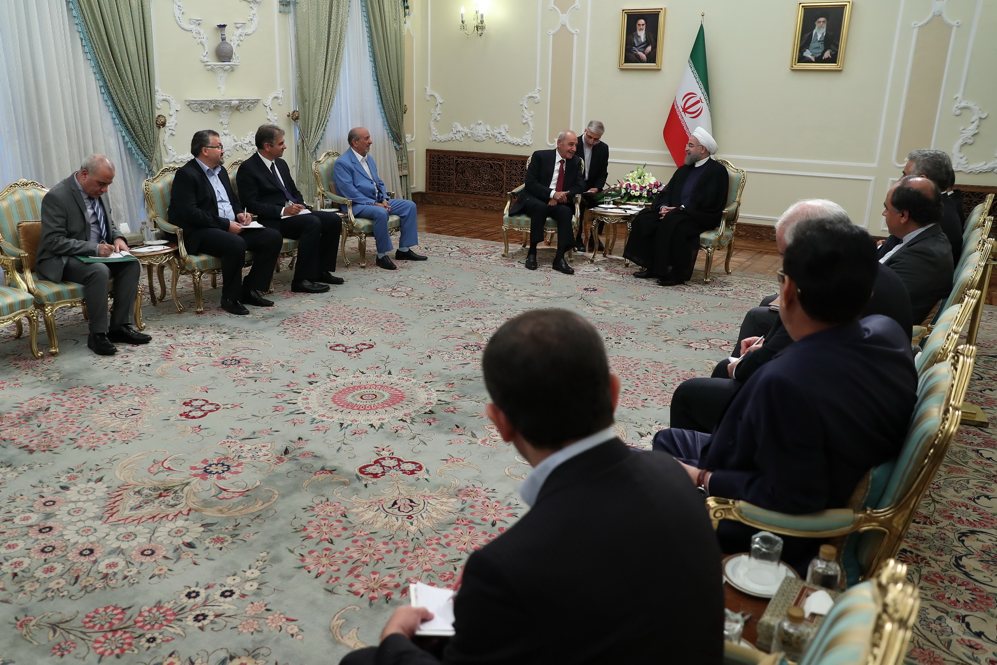 ایران همواره در کنار دولت، ملت و مقاومت لبنان خواهد بود / صهیونیسم و تروریسم دو خطر بزرگ در منطقه است