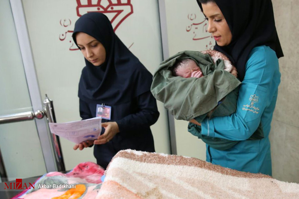 تعیین تعرفه پرستاران به نفع دولت، ملت و بیمه‌ها است/ تأخیر یکساله وزارت بهداشت در پرداخت کارانه پرستاران