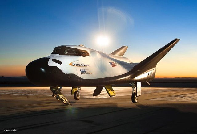 آزمایش موفقیت آمیز فضاپیمای قابل بازیابی Dream Chaser+تصاویر آزمایش موفقیت آمیز فضاپیمای قابل بازیابی Dream Chaser+تصاویر