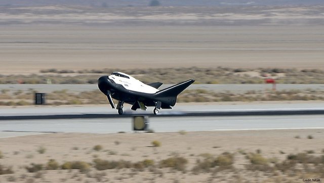 آزمایش موفقیت آمیز فضاپیمای قابل بازیابی Dream Chaser+تصاویر آزمایش موفقیت آمیز فضاپیمای قابل بازیابی Dream Chaser+تصاویر