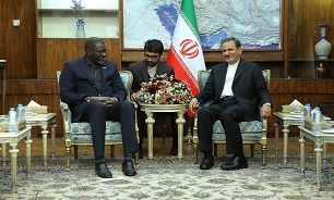 سازمان هاي امداد و نجات ايران به ويژه هلال احمر توانمندي خوبي براي كمك به زلزله زدگان استان كرمانشاه از خود نشان دادند/جمعيت هلال احمر ايران آماده كمك به مردم مظلوم يمن است سازمان هاي امداد و نجات ايران به ويژه هلال احمر توانمندي خوبي براي كمك به زلزله زدگان استان كرمانشاه از خود نشان دادند/جمعيت هلال احمر ايران آماده كمك به مردم مظلوم يمن است