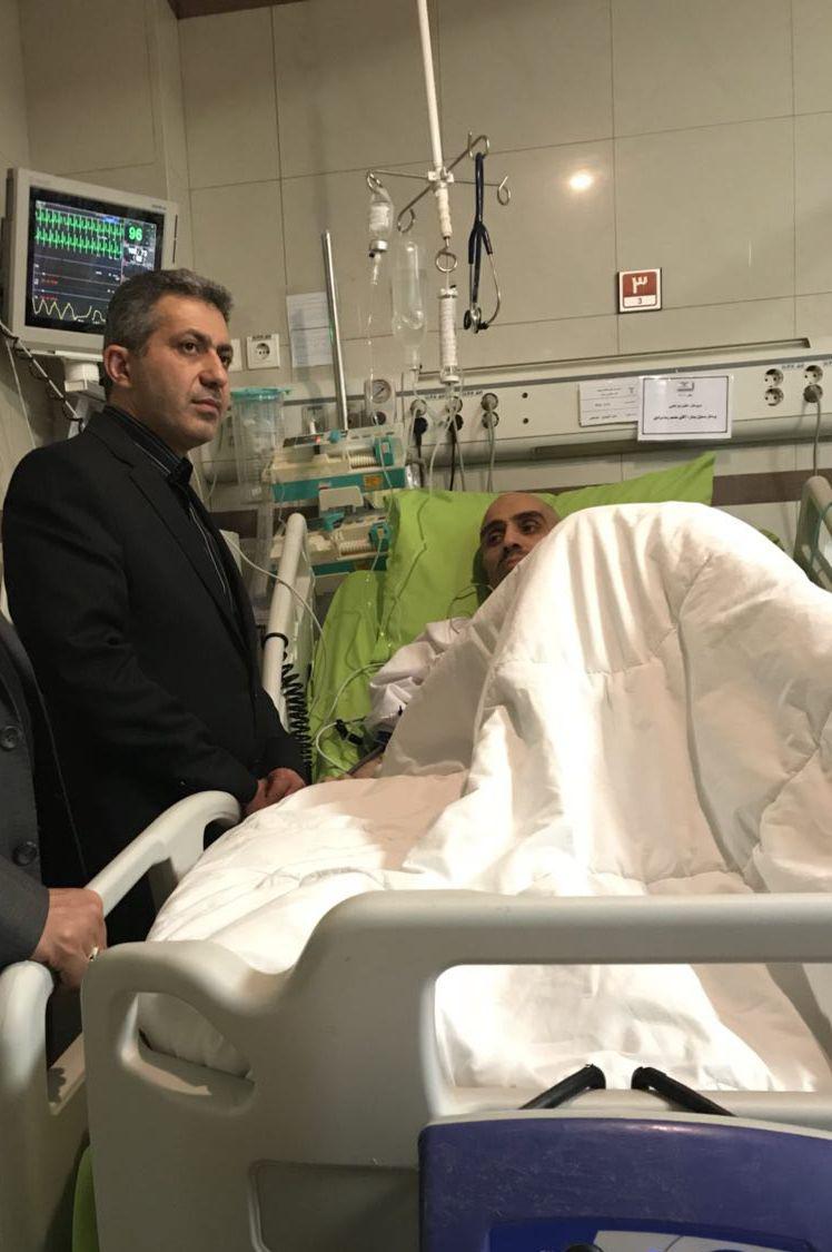 دکتر قاسم جان بابایی معاون درمان وزیر بهداشت ، درمان و آموزش پزشکی تیتر