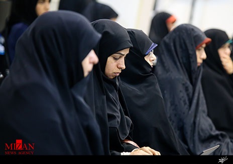 فعالیت 11 هزار مبلغ و طلاب خواهر در فضای مجازی