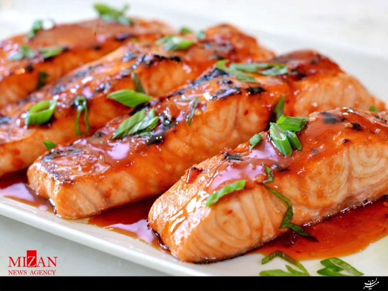 چگونه احساس سیری کنیم/ خوردن ماهی سالمون و قهوه