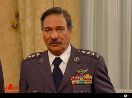 جمشید جهانزاده راه رفتن در تئاتر تنها برای جذب مخاطب درست نیست/حسین محب اهری روی صحنه می رود! ////چهارشنبه