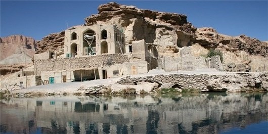 کتابی که جاذبههای توریستی