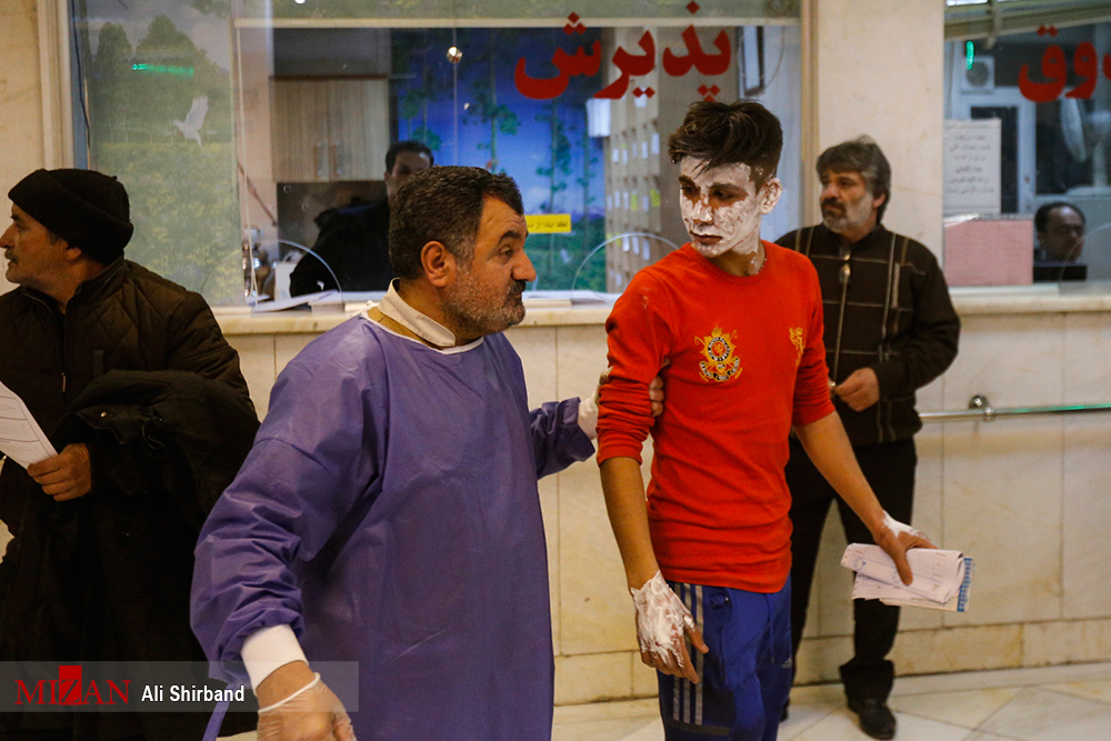 مجروحیت ۳ هزار و ۴۴۶ نفر و ۴ فوتی بر اثر مواد محترقه / کاهش ۵۰ درصدی مصدومان چهارشنبه سوری