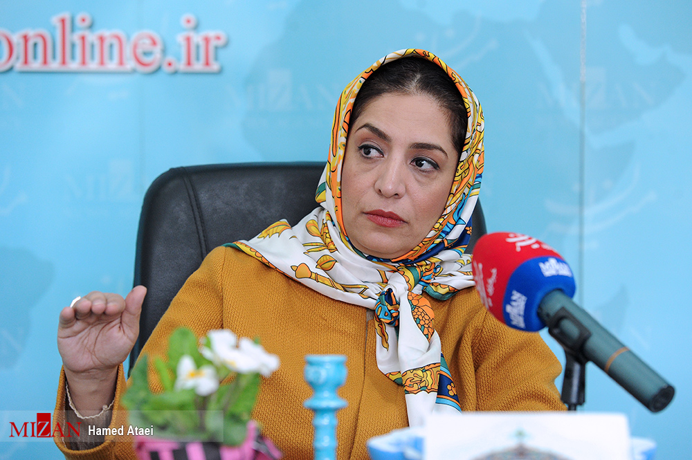 ساناز سماواتی نسلی از بازیگری هستیم که نادرستی در ذهنمان تزریق نمی شود/ با دماغ عمل کرده بازیگر نشدیم///نوروز 97