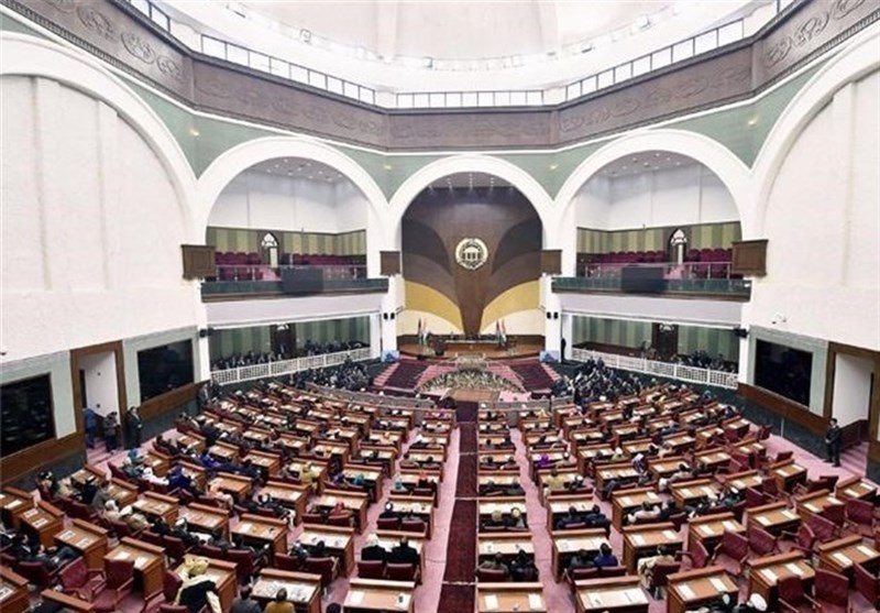اعضای مجلس افغانستان: صلح به زور نظامیان خارجی تامین نمی شود
