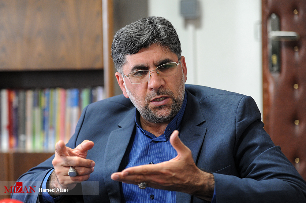 واردات ۱۲ میلیارد دلار قاچاق به کشور که معادل کل اعتبارات عمرانی کشور است / حدود ۴۳ تا ۴۲ بازارچه مرزی داریم/ ثبت نام نزدیک به ۴۵۰ هزار نفر از ۴ استان در سامانه طرح ساماندهی کوله بری/ امسال این را برای اولین بار ستاد اربعین در شهرستانها فعال می شود واردات ۱۲ میلیارد دلار قاچاق به کشور که معادل کل اعتبارات عمرانی کشور است / حدود ۴۳ تا ۴۲ بازارچه مرزی داریم/ ثبت نام نزدیک به ۴۵۰ هزار نفر از ۴ استان در سامانه طرح ساماندهی کوله بری/ امسال این را برای اولین بار ستاد اربعین در شهرستانها فعال می شود