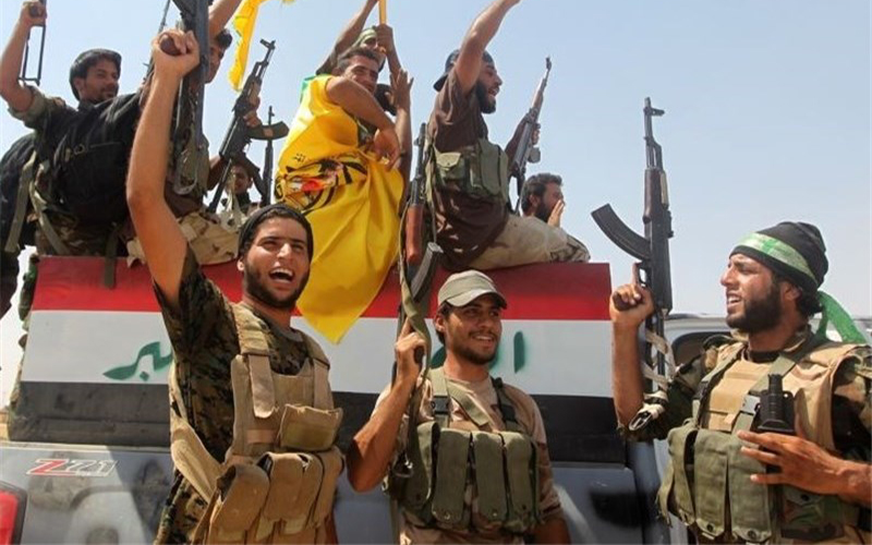 حشد الشعبی پایگاه‎های داعش را در سوریه گلوله باران کرد