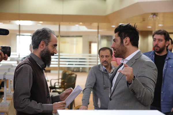 برنده باش برنده باش در مرحله پایانی ساخت دکور/بعد از برطرف شدن یک سری مسائل فنی ضبط آغاز برنامه میشود