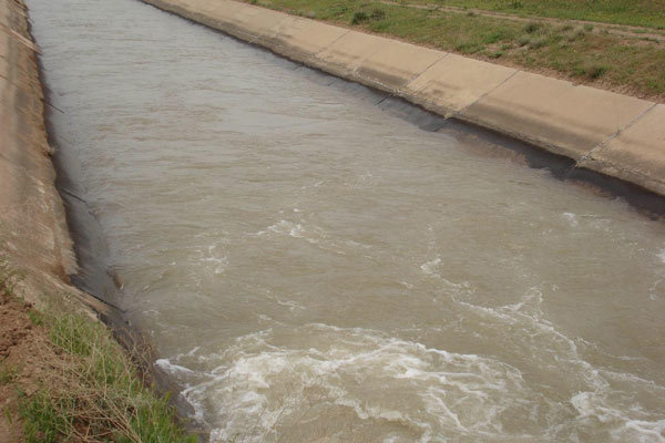 غرق شدن زن ۶۴ ساله در کانال آب قزوین غرق شدن زن ۶۴ ساله در کانال آب قزوین