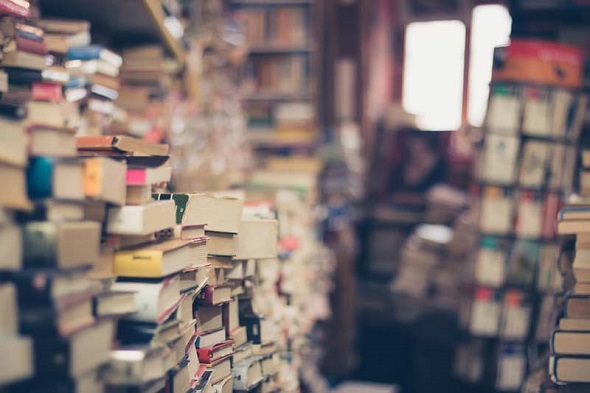 نبود تبلیغات مشکل بزرگ کتاب و کتابخوانی/جایی برای آشنایی مردم با کتاب وجود ندارد