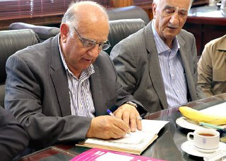 خَیر تهرانی ساخت ۱۲ مدرسه در شهرستانهای استان تهران را تقبل کرد خَیر تهرانی ساخت ۱۲ مدرسه در شهرستانهای استان تهران را تقبل کرد