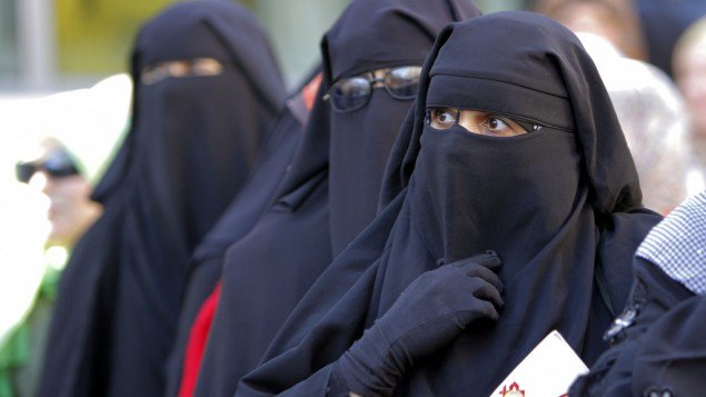 گزارش واشنگتن پست از وضعیت زندانهای سعودی؛ از آزار جنسی تا سوء رفتار با زندانیان زن گزارش واشنگتن پست از وضعیت زندانهای سعودی؛ از آزار جنسی تا سوء رفتار با زندانیان زن