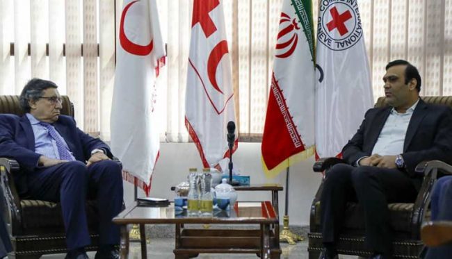 درخواست مجدد دبیرکل جمعیت هلال احمر ایران برای رسیدگی به اوضاع یمن در دیدار با مقامات بین المللی درخواست مجدد دبیرکل جمعیت هلال احمر ایران برای رسیدگی به اوضاع یمن در دیدار با مقامات بین المللی