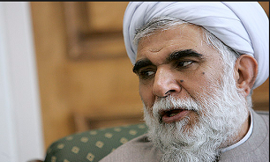 مردم سلحشور یمن تا جان در بدن دارند در برابر خوی تجاوزگری سعودی‌ها ایستاده‌اند