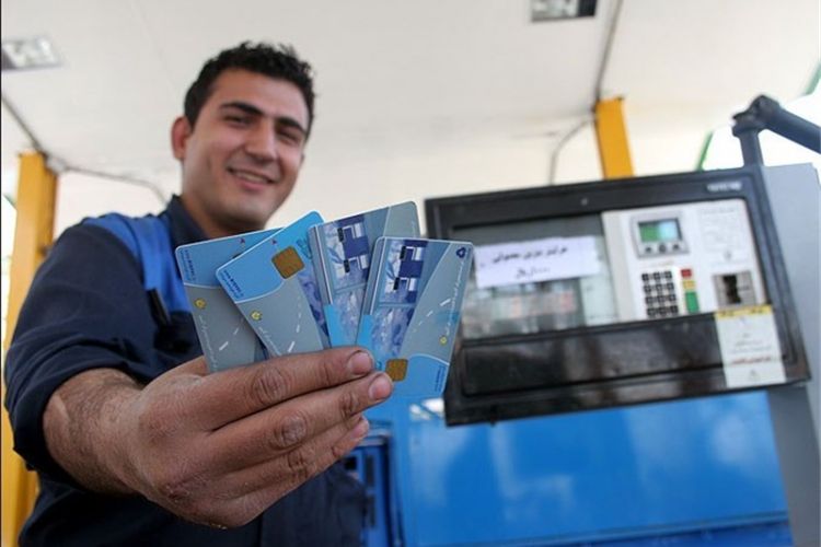 ثبت نام الکترونیکی کارت سوخت المثنی از ۵ آذر آغاز میشود