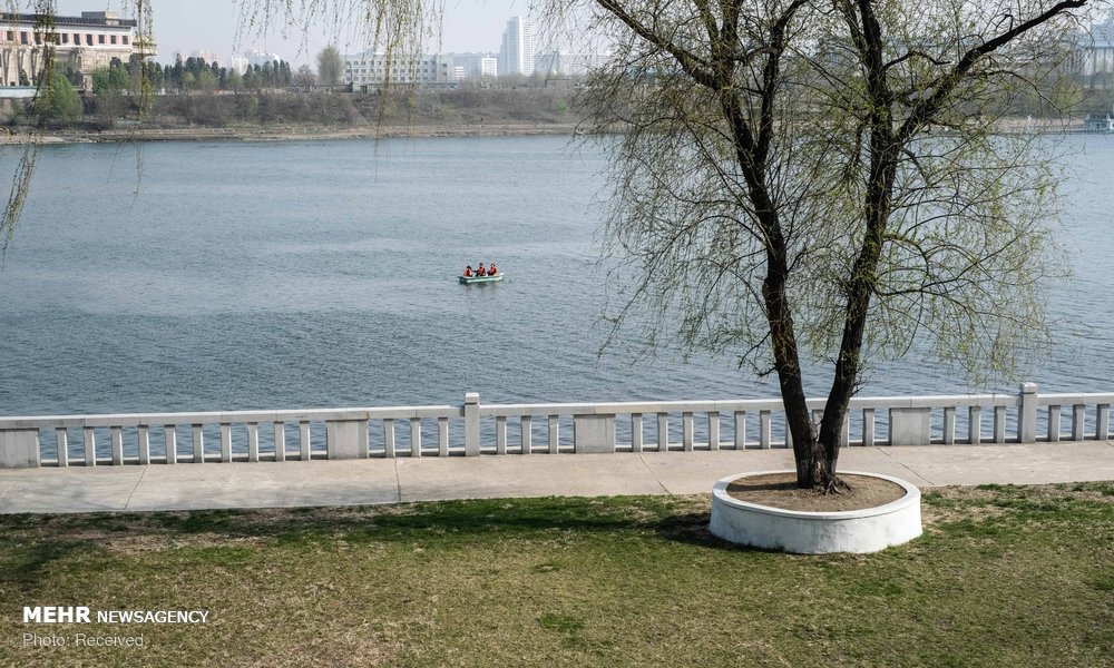 تصاویری از یک روز عادی در پیونگ یانگ تصاویری از یک روز عادی در پیونگ یانگ