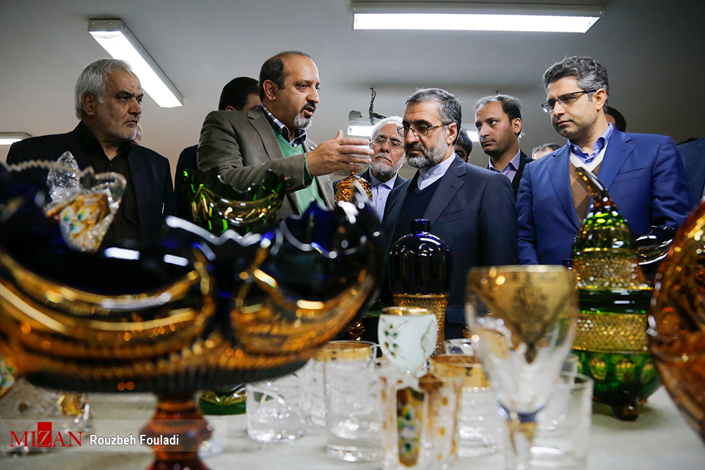 بازدید رئیس کل دادگستری استان تهران از کارخانه کریستال / هدف از بازدید شناخت چالشها در حوزه تولید و اشتغال است بازدید رئیس کل دادگستری استان تهران از کارخانه کریستال / هدف از بازدید شناخت چالشها در حوزه تولید و اشتغال است