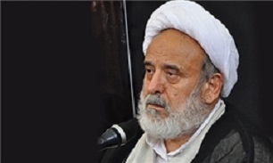منافقین هم ذکر می‌گفتند/با دشمن خدا هم بد و تلخ حرف نزنید