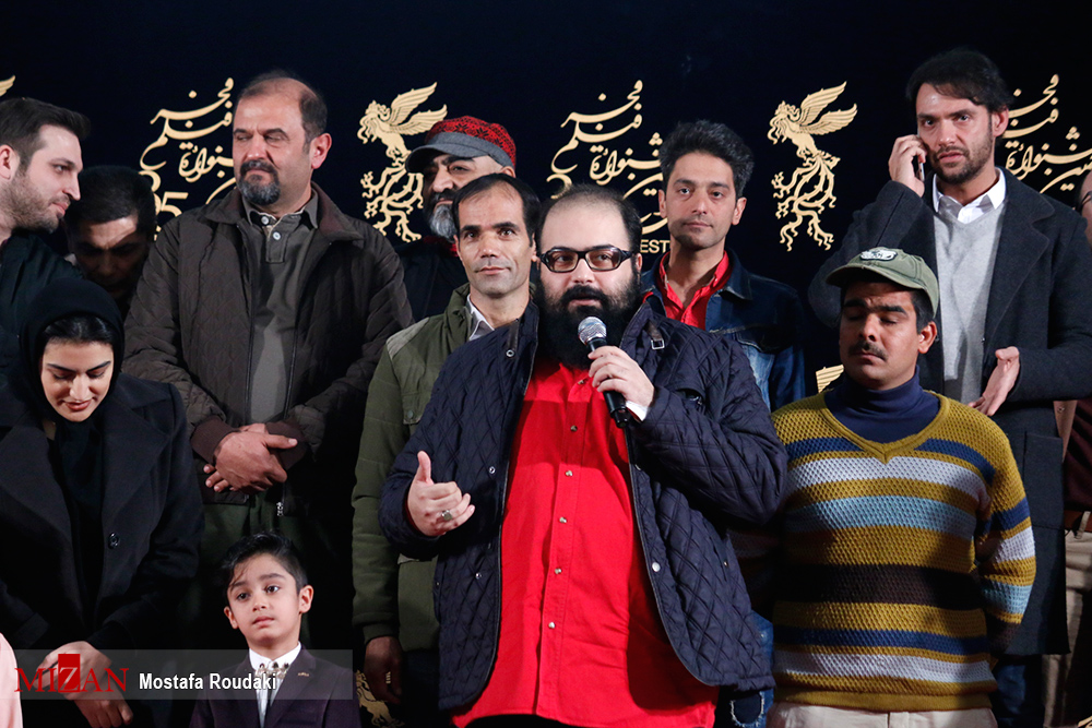 مرتضیعلی عباسمیرزایی اکران در سینمای امروز براساس دوستی و رابطه است/برای اکران مناسب فیلم باید باج داد///////////////////////دوشنبه