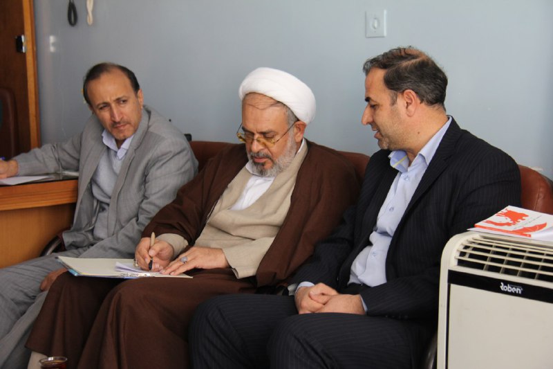 انتقاد رئیس کل دادگستری زنجان از وضعیت نگهداری معلولین در مراکز توانبخشی/ مدیر کل اداره بهزیستی نسبت به جابجایی افراد به مکان مناسبتر اقدام کند