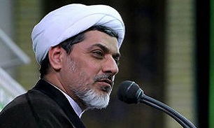 برخی رفتارها باعث زدگی مردم نسبت به اهل بیت (ع) می شود