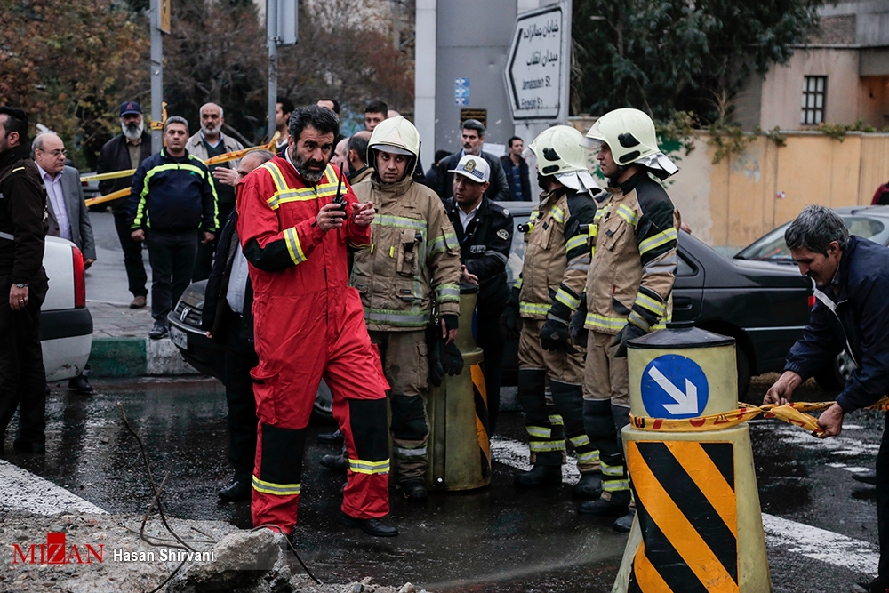 جزییات آتشسوزی و ریزش آوار در بازار تهران/ عملیات جستجو ادامه دارد جزییات آتشسوزی و ریزش آوار در بازار تهران/ عملیات جستجو ادامه دارد
