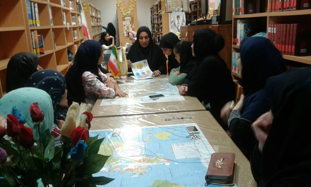 حمایت از نویسندگان محلی و منطقهای از برنامههای کتابخوانی روستای قادیکلای بزرگ حمایت از نویسندگان محلی و منطقهای از برنامههای کتابخوانی روستای قادیکلای بزرگ