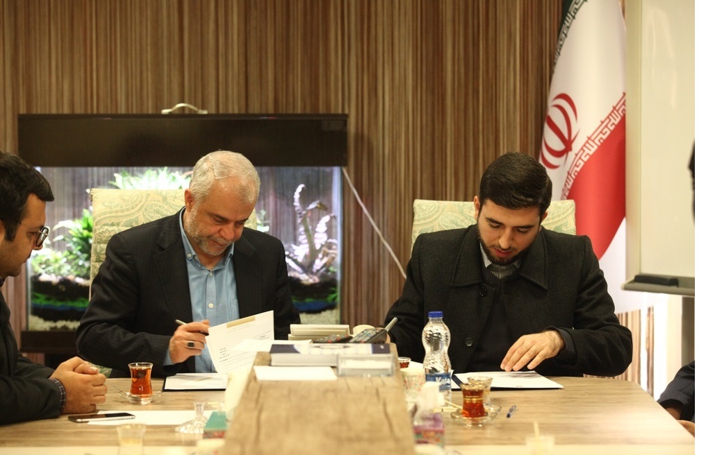 امضای تفاهمنامه همکاری بین سازمان فرهنگی هنری و معاونت بینالملل سازمان بسیج مستضعفین امضای تفاهمنامه همکاری بین سازمان فرهنگی هنری و معاونت بینالملل سازمان بسیج مستضعفین