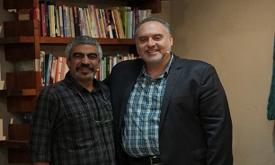 چرایی خواندن غزل در «کتاب‌باز»