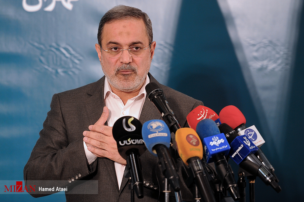 زنگ انقلاب نواخته شد