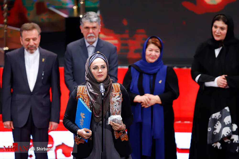 فهرست کامل برگزیدگان سی‌‎وهفتمین جشنواره فیلم فجر