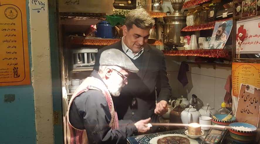 بازارگردی شهردار تهران در واپسین روز‌های سال
