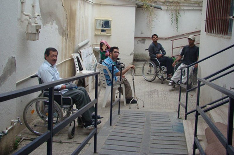 عیدی هلال احمر برای افراد ضایعه نخاعی ناشی از حوادث جاده‌ای