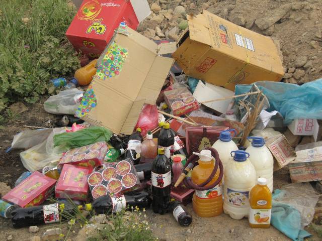 معدوم سازی ۲۰۰ هزار و ۹۷۵ کیلو گرم مواد غذایی و آشامیدنی غیر بهداشتی و تاریخ گذشته