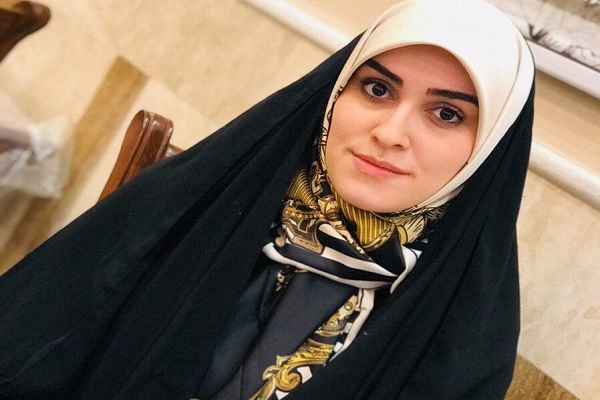 پارتی بازی رویداد رایج این روزهای فیلمنامه نویسی/برخی آثارام را به نام کس دیگری منتشر کردهاند پارتی بازی رویداد رایج این روزهای فیلمنامه نویسی/برخی آثارام را به نام کس دیگری منتشر کردهاند
