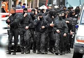نگاهی به عملیات پلیس فرانسه در شمال این کشور
