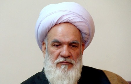 شیوه مقام معظم رهبری در مخاطب قراردادن جوانان غربی پیامبرگونه است