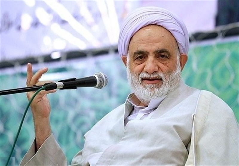 تعمیق و توسعه فرهنگ اقامه نماز نیازمند توجه همگان است