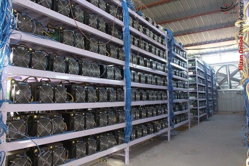 توقیف ۲۴ دستگاه استخراج ارز دیجیتال در سوله متروک / تشکیل پرونده قضایی برای دو نفر