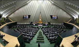 جلسه علی امروز مجلس با ۶۱ کرسی خالی آغاز شد