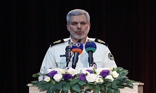 یک صد هزار نگهبان و همیار پلیس داریم