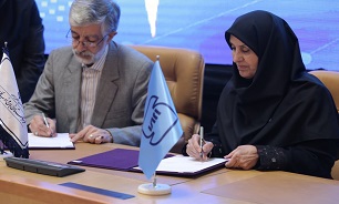 امضای تفاهم نامه بین سازمان ملی استاندارد ایران و فرهنگستان زبان و ادب فارسی