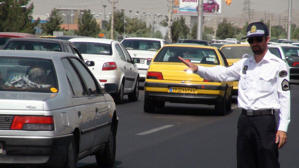 بوق زدن‌های غیرضرور رانندگان زیر ذره بین راهور/بوق زبان دیگر رانندگان شده است