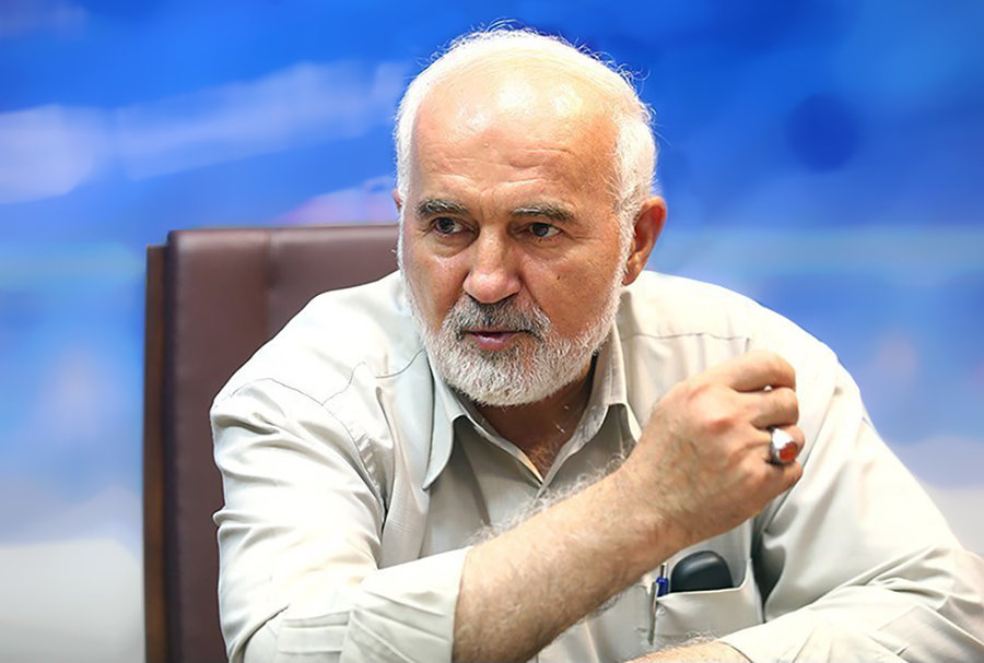 احمد توکلی: آنچه اخیرا از قول من علیه آیت الله رییسی نقل شده دروغ محض است / خدای را شاکرم برای رشد جوانان انقلابی و وطن‌خواه و شکر برای زبان فاخر در نقادی