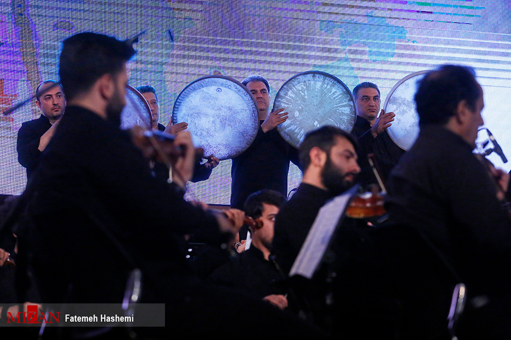 تجلیل از خالقان چهل سند ماندگار عاشورایی/گردهمایی چهرههای برتر فرهنگ و هنر تجلیل از خالقان چهل سند ماندگار عاشورایی/گردهمایی چهرههای برتر فرهنگ و هنر