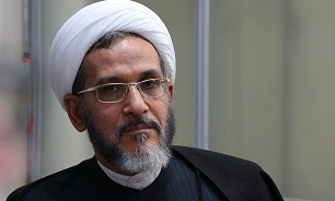 شهرداری تهران با درآمد‌هایی که در دست دارد بهتر می‌تواند شهر تهران را در زمان بارش باران مدیریت کند/ منتقد شیوه مدیریت شهر تهران هستم